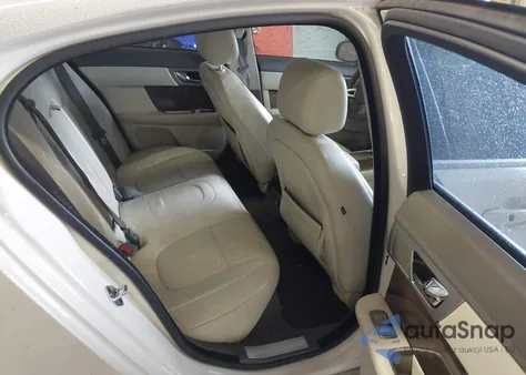 2009 Jaguar Xf Supercharged z USA, uszkodzony, nr VIN SAJWA07C791R05142